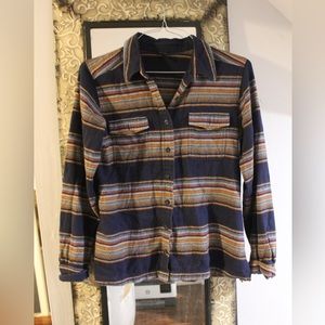 Patagonia long sleeved fjord flannel shirt Gaucho stripe classic navy